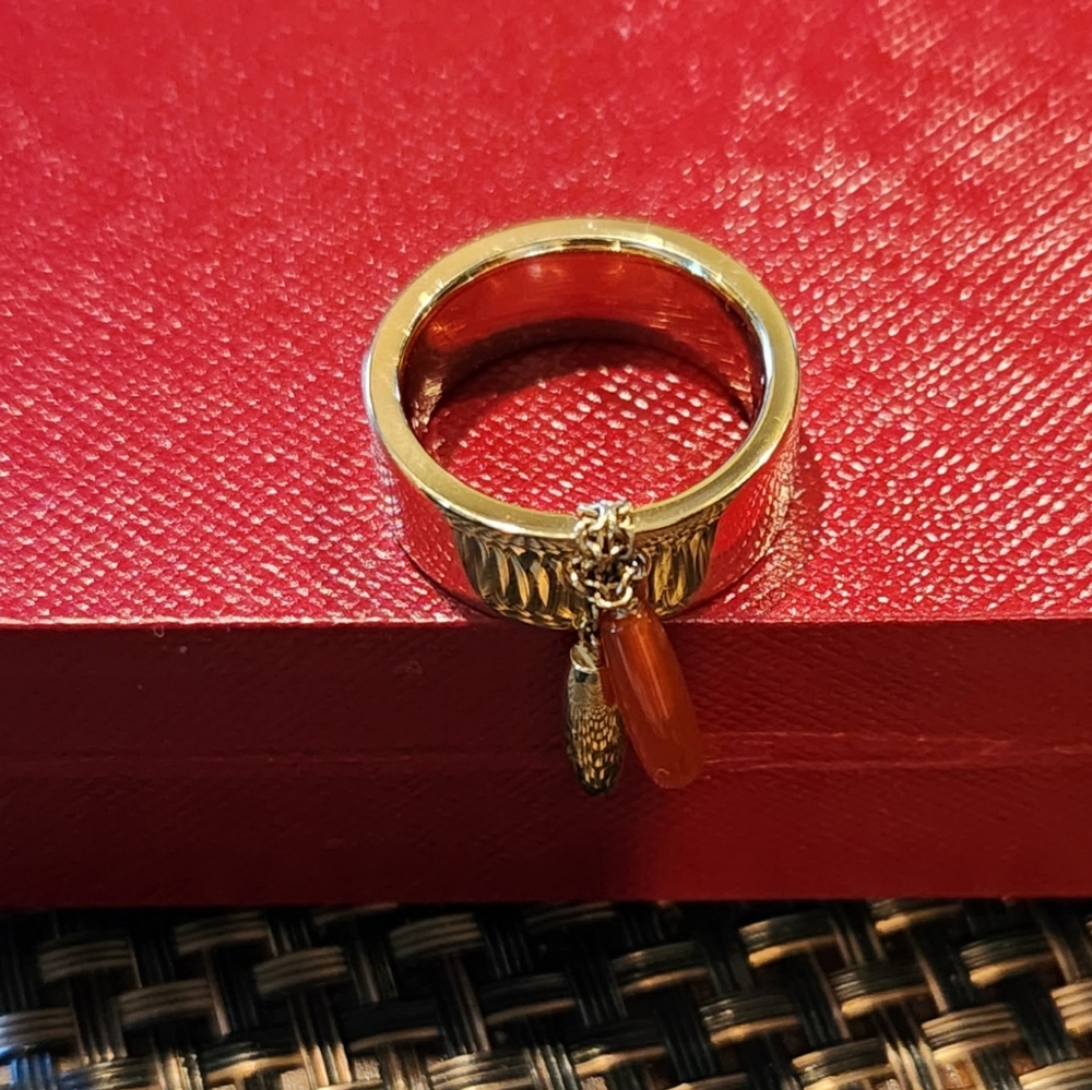Ring - Picture 3 of 5